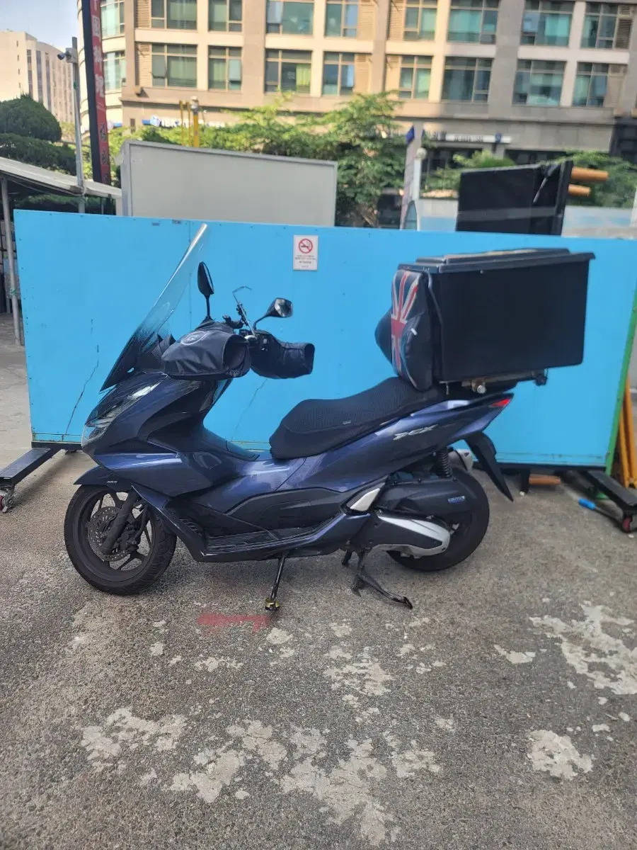 21년식 pcx125 abs모델